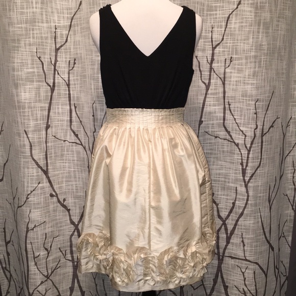 EUC Max and Cleo dress size 6 - Picture 6 of 7